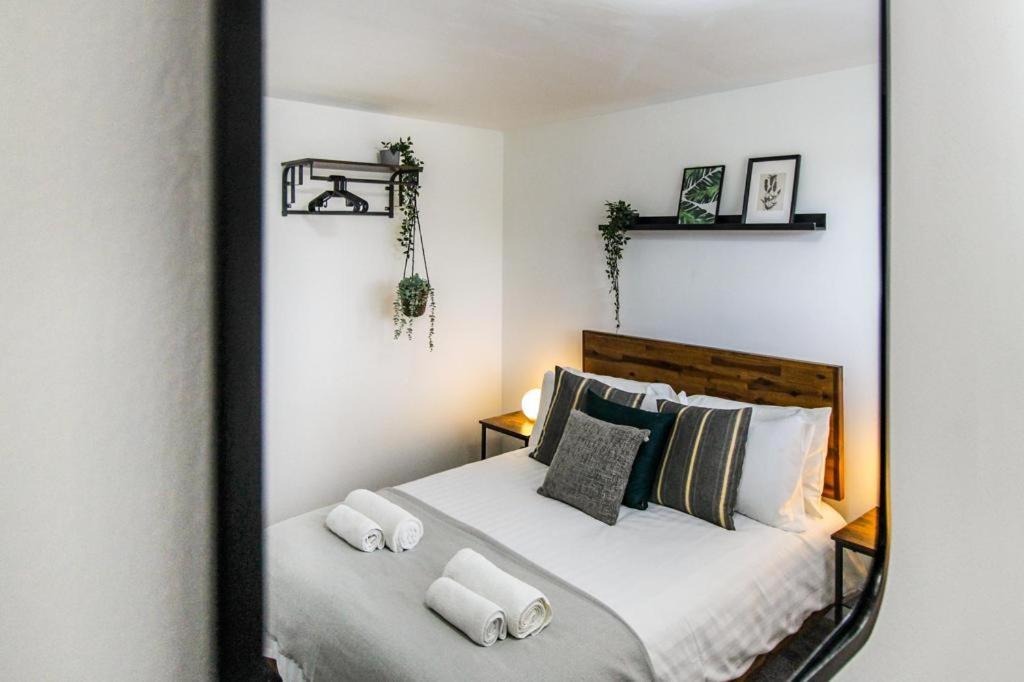 2 Bed Townhouse With Free Parking Casa de Férias